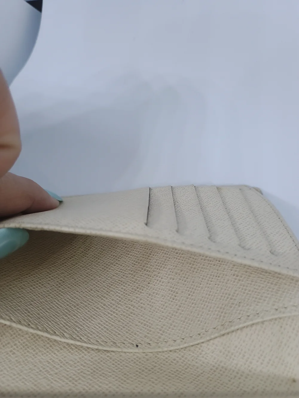 PROJECT(ISH) LOUIS VUITTON AZURE KISS LOCK DAMIER - Picture 14 of 15